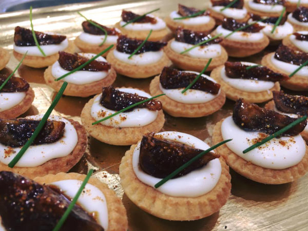 ricetta farina petra, tartellette con stracchino e fichi, scuola Quantobasta de L'Aquila, iniziativa "A lezione di farina"