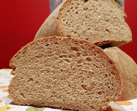 ricetta farina Petra, pane al farro, ricetta della scuola di cucina Gusti Tuscia di Torino, iniziativa #alezionedifarina