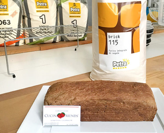 ricetta farina petra: pane di segale, ricetta di marca della scuola di cucina Cucina & Friends di Milano per iniziativa #alezionedifarina