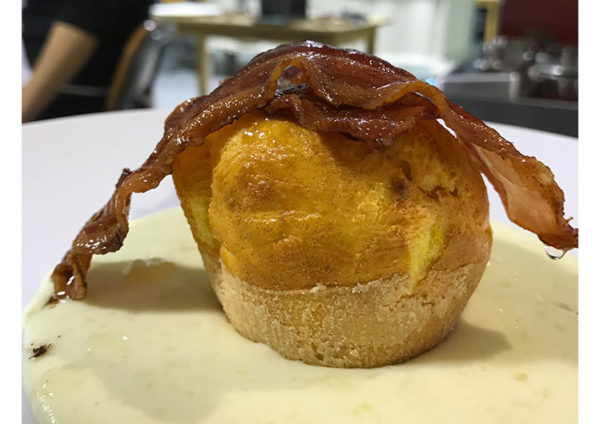 soufflé di polenta, ricetta della scuola di cucina è cucina di Verona