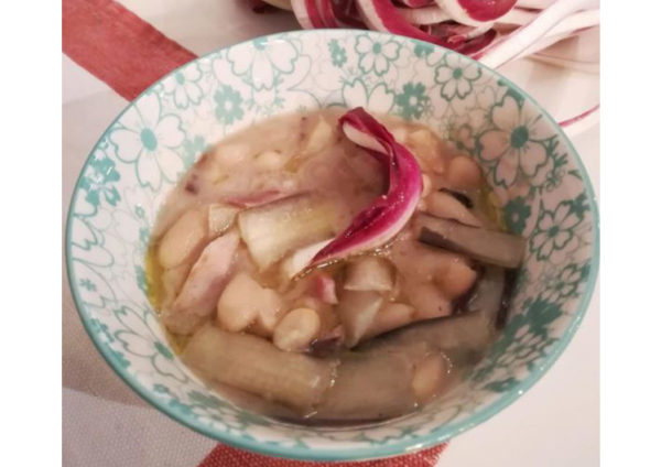 zuppa di fagioli e radicchio di Treviso, ricetta della scuola di cucina Cookiamo di Villorba (TV), ricetta tradizione Veneto