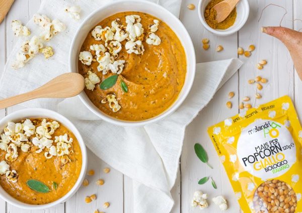 Melandri Gaudenzio, ricetta Curry indiano di patate dolci con crumble di pop corn gialli speziati